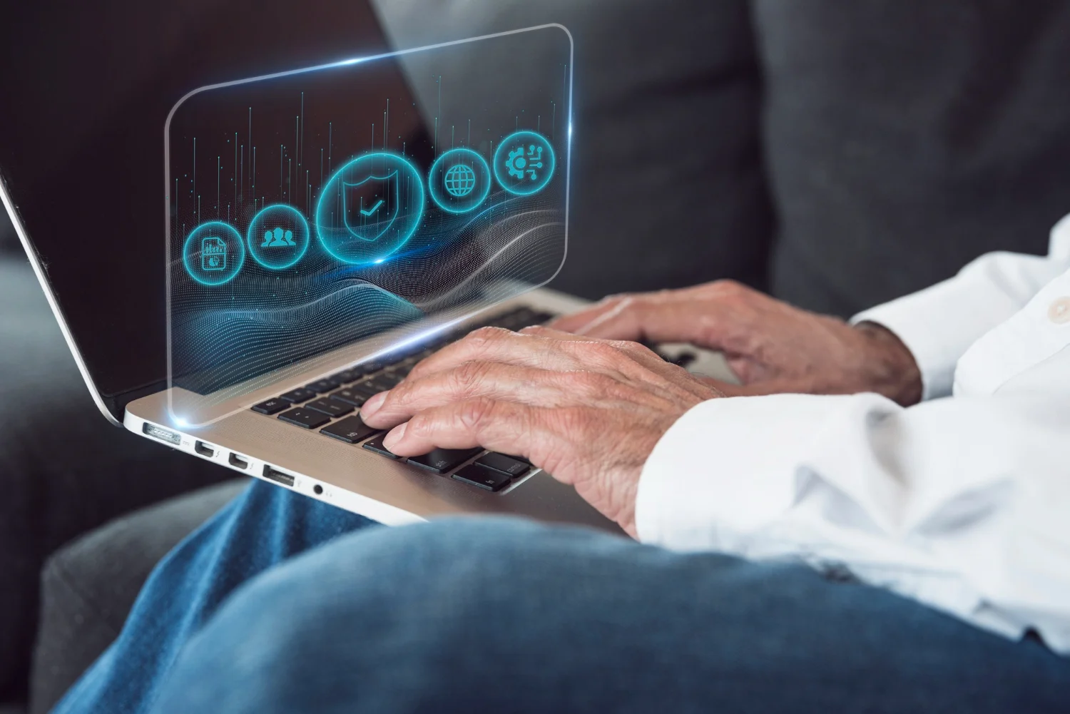 Dashboard di amministrazione della sicurezza con gestione utenti, permessi e controlli di accesso